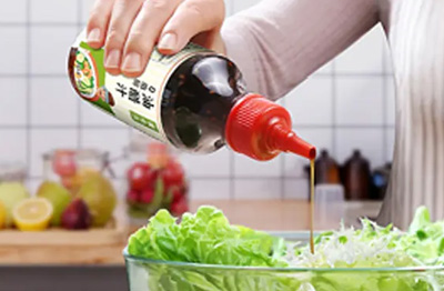 Společnost byla založena v roce 2005, má 13 000 metrů čtverečních standardních továrních budov, je sbírkou výzkumu a vývoje, výroby a prodeje v jednom z podniků vyrábějících kosmetické obalové materiály.