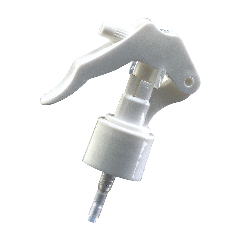 HB-711 PP spouštěcí postřikovač o výšce 17 mm